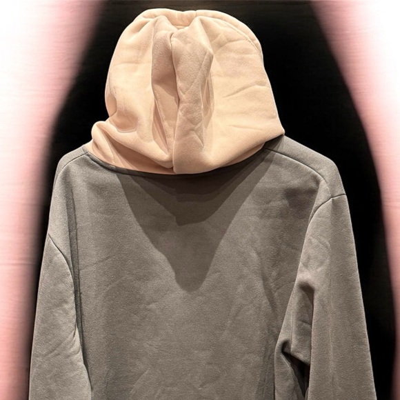 NEWS Gray Hoodie with Halloween Dog Print - Picture 6 of 6